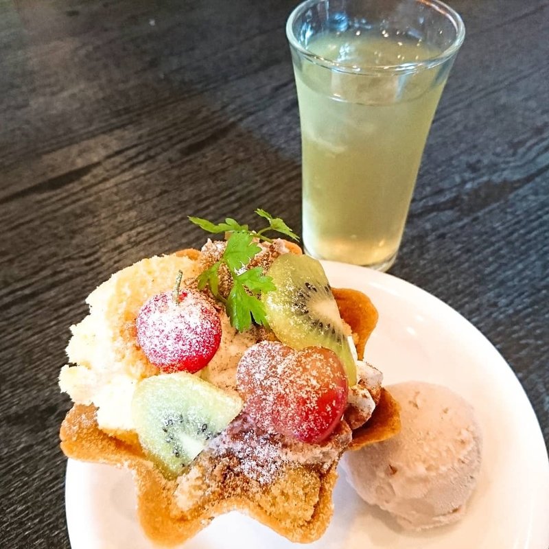 パフェ風デザート(ちょっと不思議な創作料理 おぼえてね)