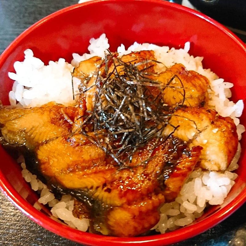 うなぎ丼(ちょっと不思議な創作料理 おぼえてね)