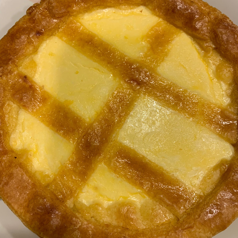 ベイクド・チーズケーキ(トロイカ)