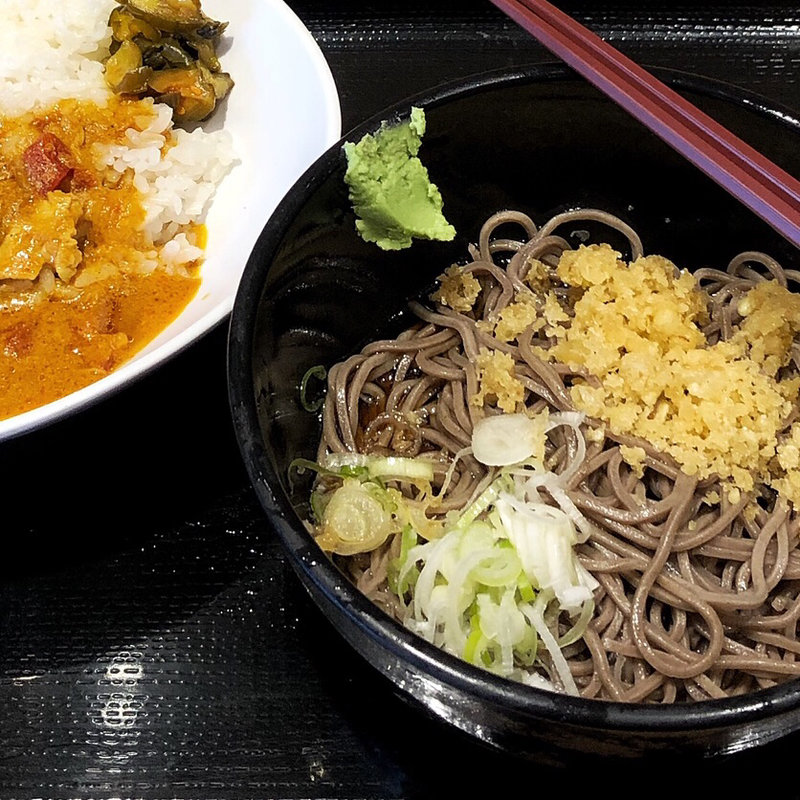 朝カレーセット(よもだそば 日本橋店)