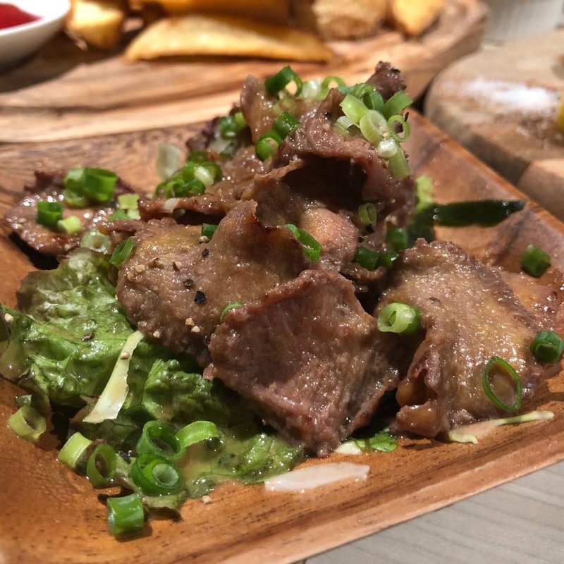 馬タン炙り(じゃじゃ馬)