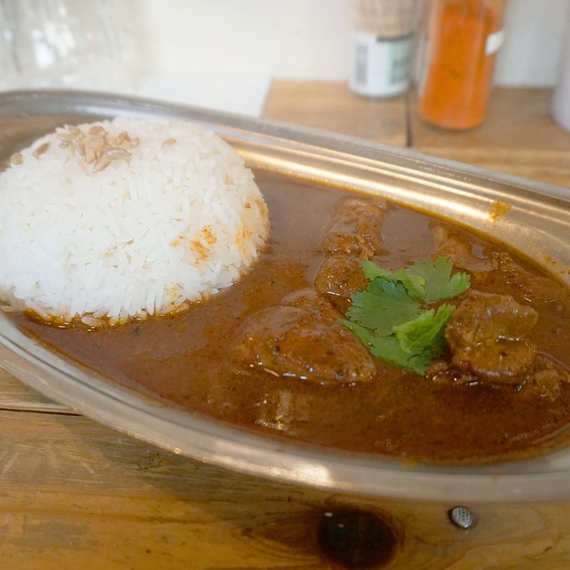 スパイシーチキンカレー(Tiki （ティキ）)