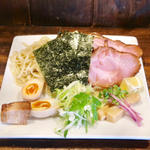 特選つけ麺辛 大盛り(良朗商店 （麺屋良郎商店）)