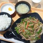牛肉とピーマン炒め(阿里城 川崎ルフロン店)