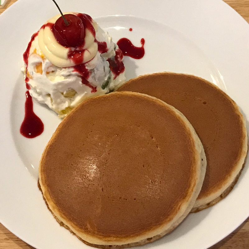 フルーツクリームホットケーキ(ホットケーキパーラー フルフル 赤坂店 （Fru-Full）)