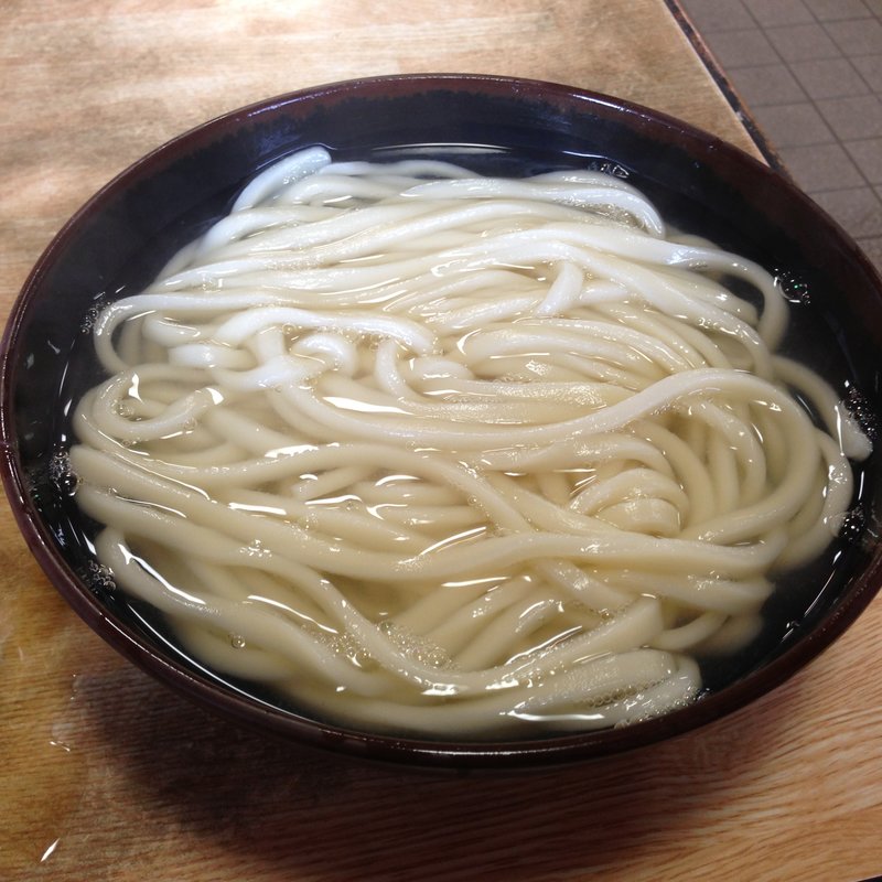 釜揚げうどん(ジャンボ4玉)(ジャンボうどん 高木 （元祖ジャンボうどん）)