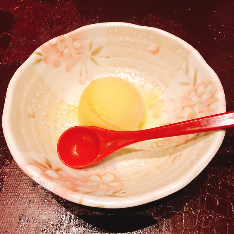 マンゴーアイス(水炊き しみず)