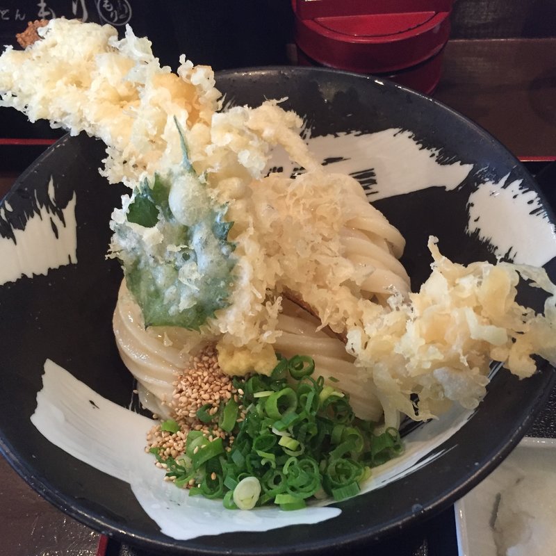 アナゴ一本揚げぶっかけ(本格手打ちうどん もり)