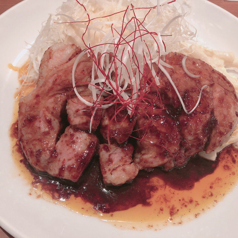 麻辣トンテキ(大阪トンテキ 大阪駅前第3ビル店)