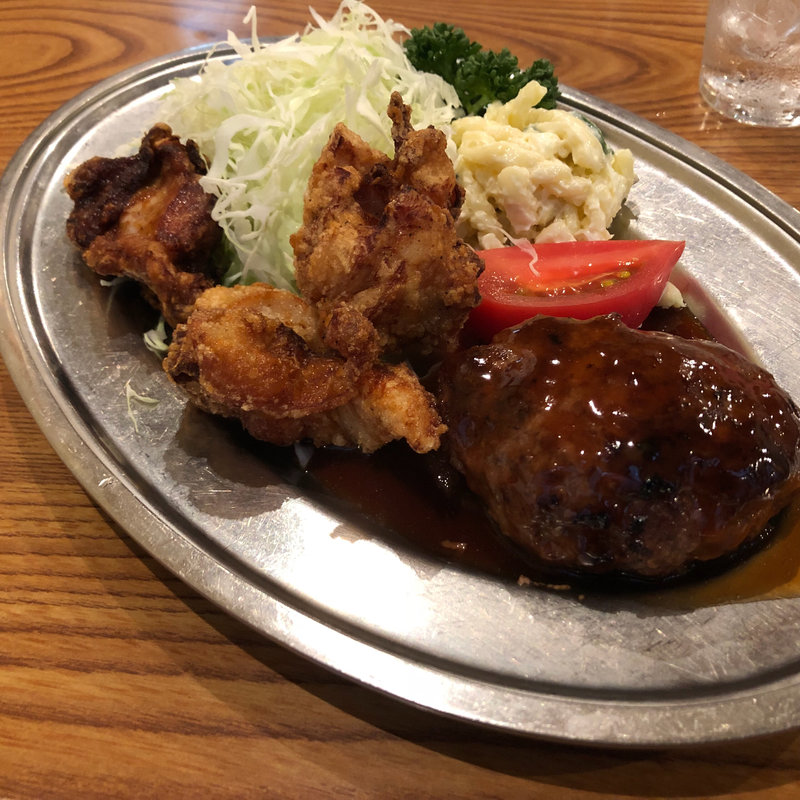 ハンバーグ&唐揚げ(洋食 大吉)