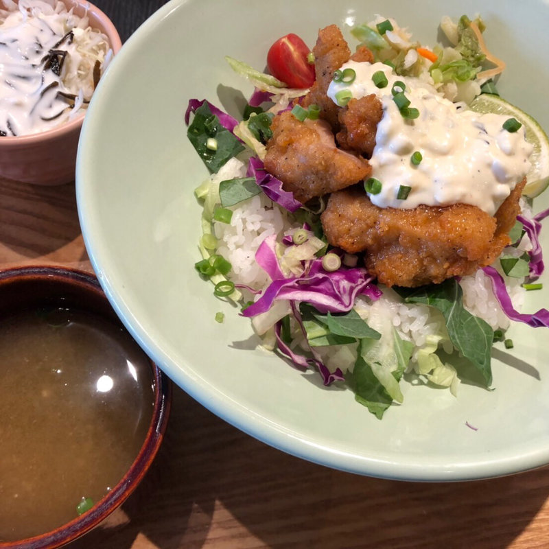 チキン南蛮ボウル(WIRED CAFE ルミネエスト新宿店)