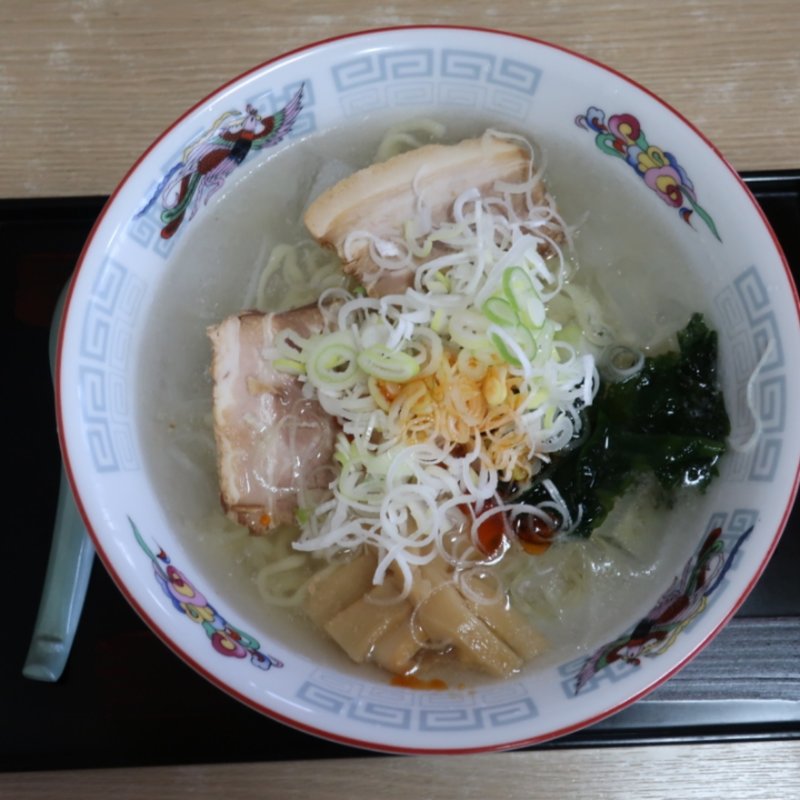 冷やしらーめん(塩味)(ラーメン長八 )