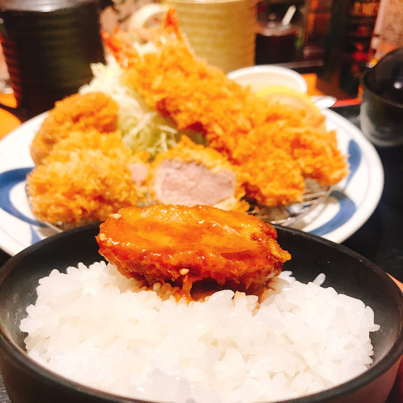 Crumbed Prawn and Pork Fillet Cutlet Set(とんかつらくい 高千穂通デパート前店 )