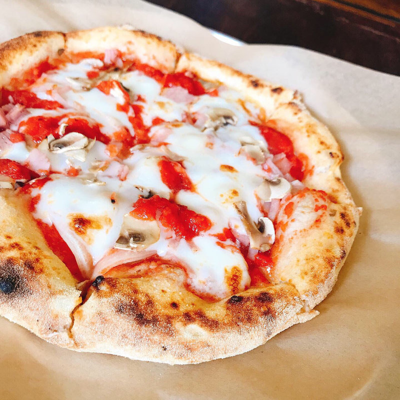 マッシュ&ベーコン(チーズ職人とピッツァ　なかむら)