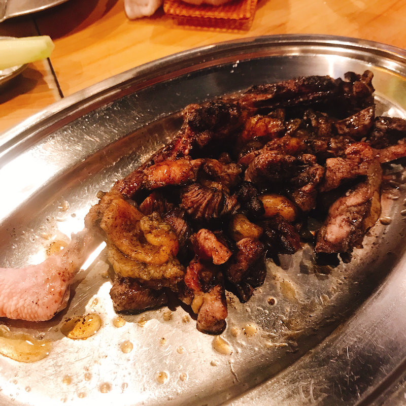 もも焼き（骨つき）(丸万元祖焼鳥)