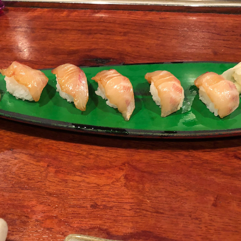 島鮨(ガンジューヤ)