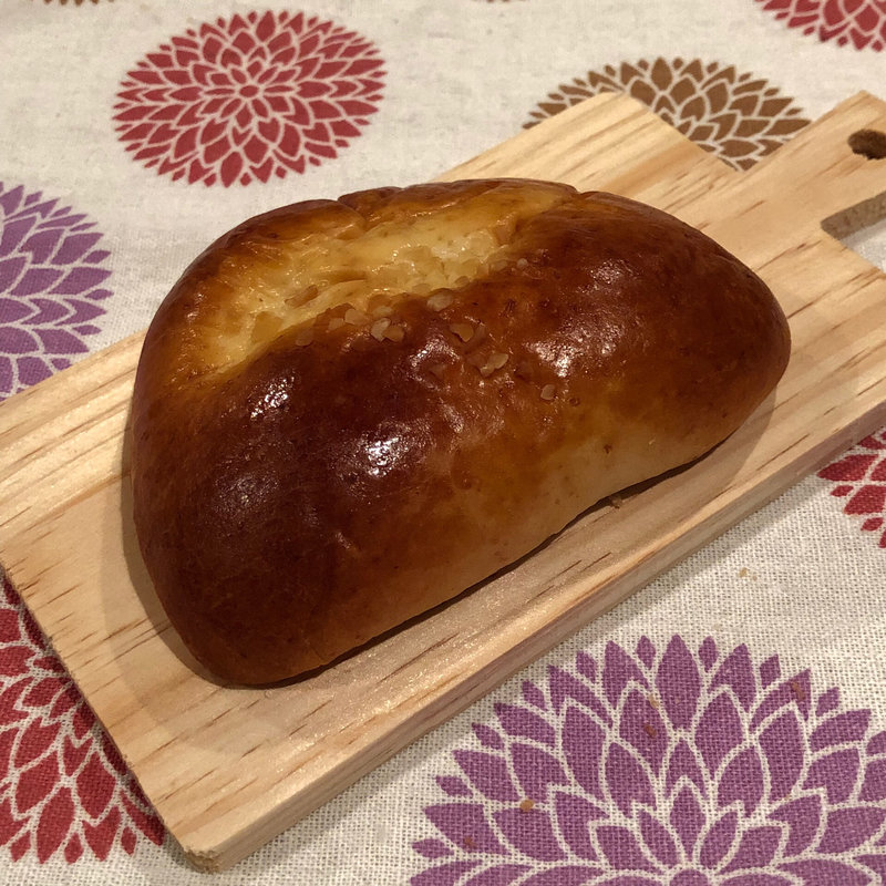 全粒粉のクリームパン(やさしい風 )
