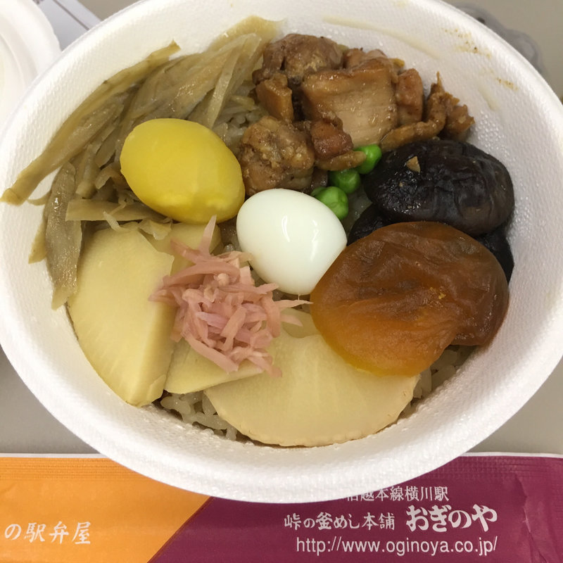 峠の釜めし(おぎのや 軽井沢店 )