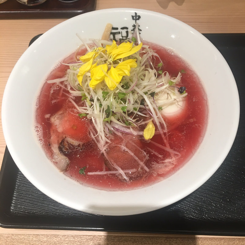 紅の煮干しラーメン(中華そば福味 東京駅KITTE店)