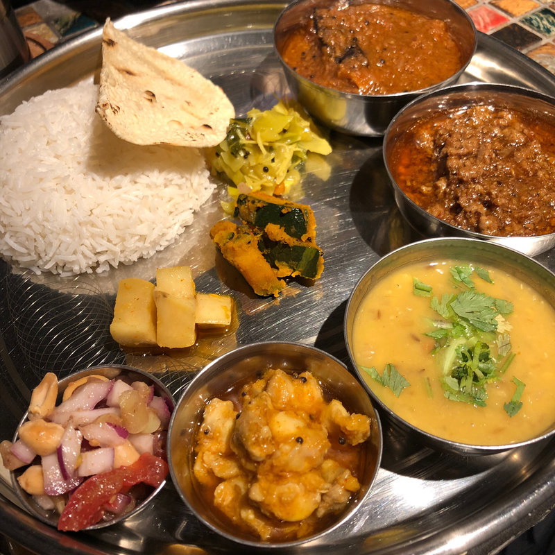 ポークマサラとキーマ＋鶏軟骨のアチャール(ヤタラ スパイス （Yatara spice）)