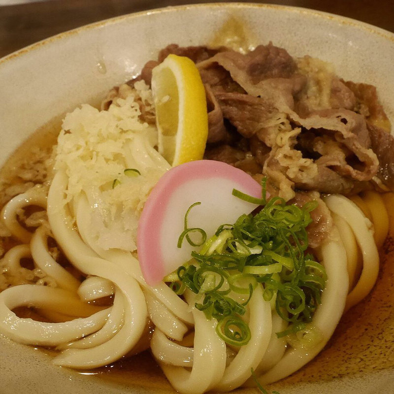 牛肉ぶっかけうどん(やおき)