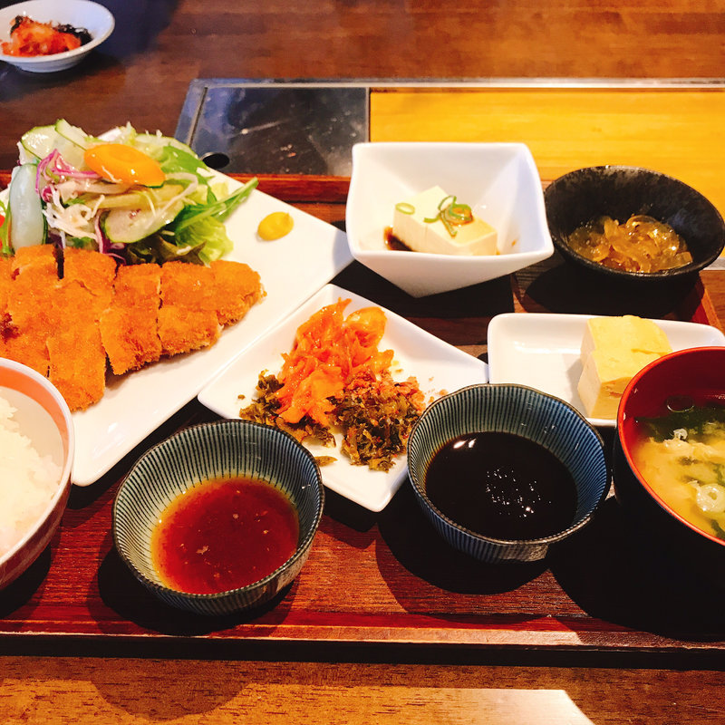 トンカツ定食シングル(今泉キッチン)