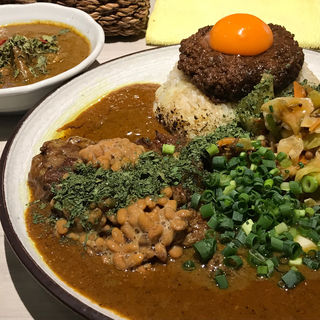 MIX並 キーマ 豚 アチャール 納豆 チーズ ドライパクチー(吉田カレー  )