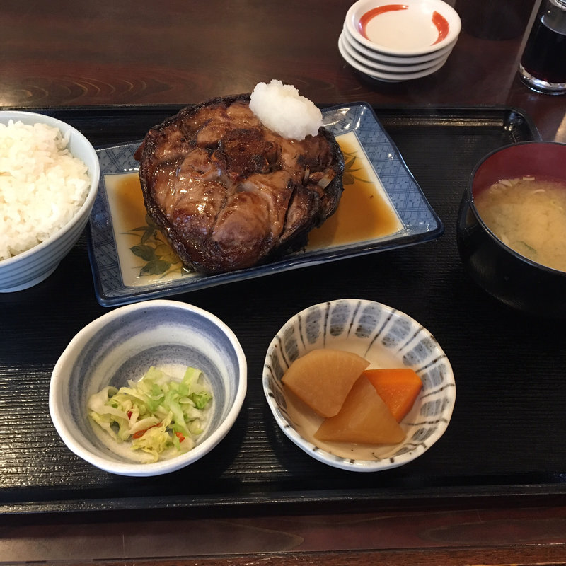 本まぐろステーキ(和鮮 しんま)