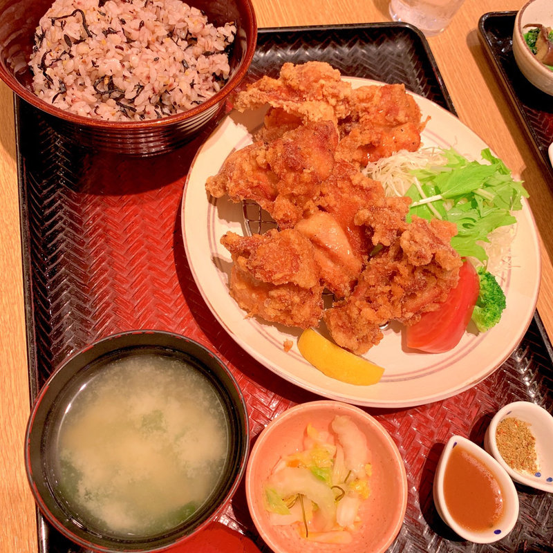 香味唐揚定食(大戸屋ごはん処 川崎銀柳街店)