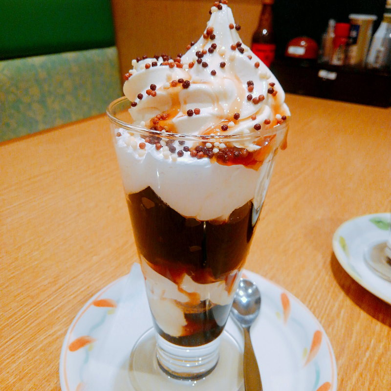 キャラメルマキアート＆コーヒーゼリーパフェ(れすとらん四六時中 前沢店 )