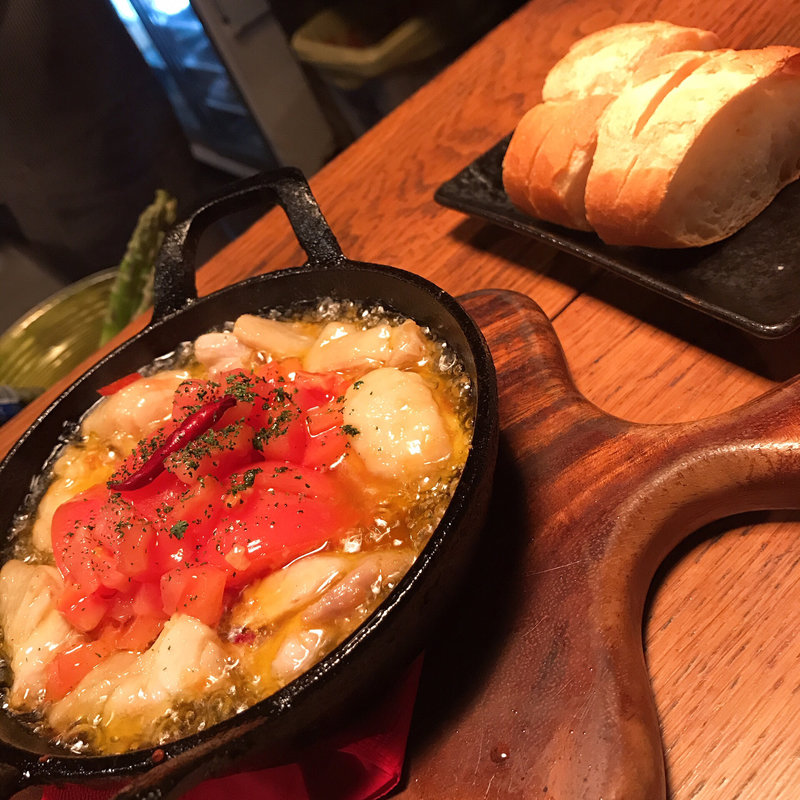 日南鶏とトマトのぐつぐつ(KEMONO UMAMI ROBATA ROOF TOP )