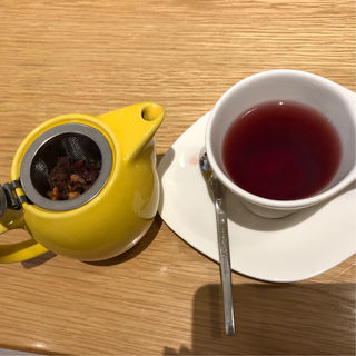 7種のフルーツガーデン紅茶(むさしの森珈琲 高松レインボーロード店)