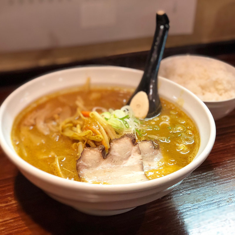 支那そば カレー(支那そばやっちゃんち)