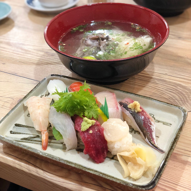 すし定食(鮨 海鮮 あつ賀)