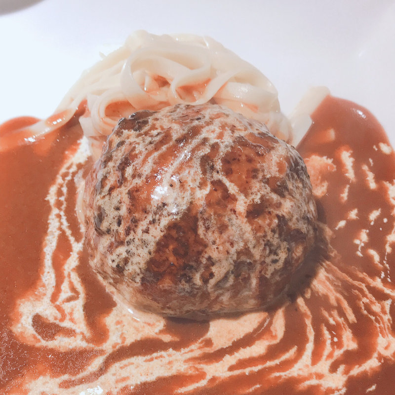 手ごねハンバーグ(アッシェ)