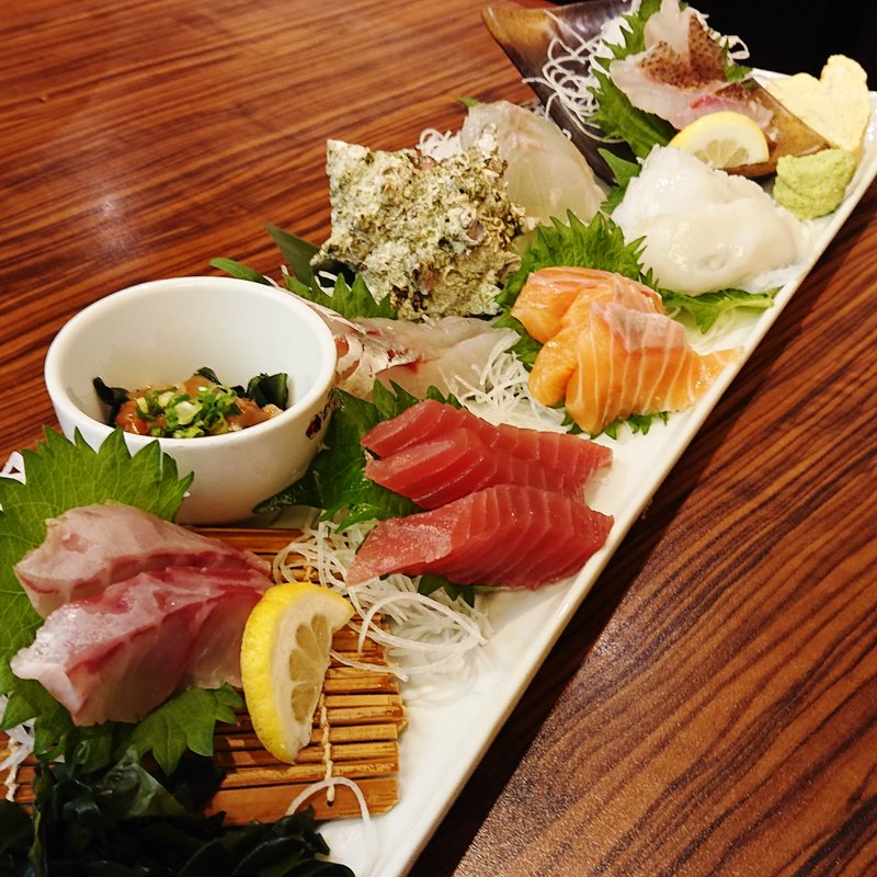 本日の大漁刺盛り(海産物居酒屋 さくら水産 川崎駅前２号店)