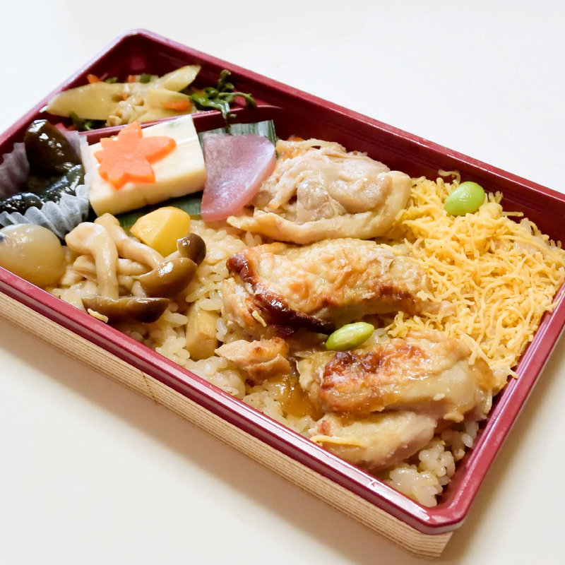 知床とりめし(駅弁の弁菜亭 )