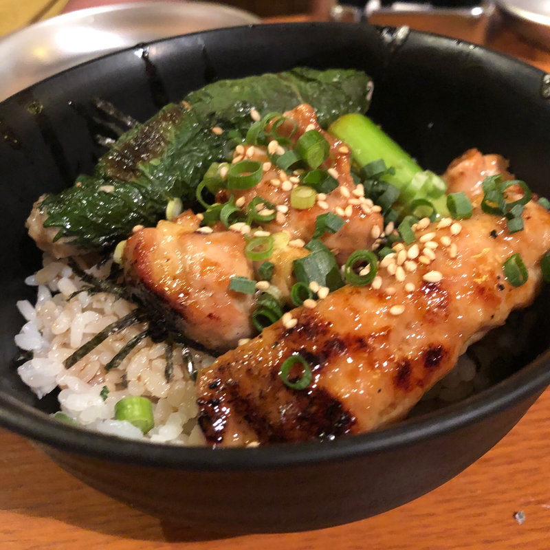 つくね丼(串焼しのぶ)