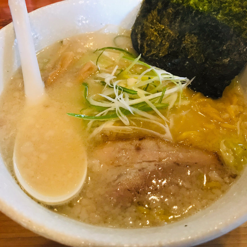 しょうゆらーめん(麺や 白 本店)