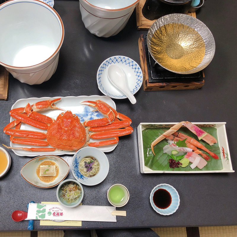 カニカニ列車ツアーの特選メニュー(ホテル 金波楼 （きんぱろう）)