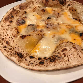 ピザ クワトロマッジ(F+1)