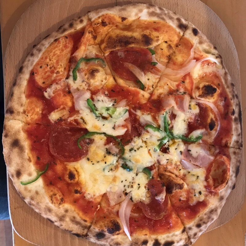 ミックスピザ(ピッツァ ヨシダ （PIZZA YOSHIDA）)