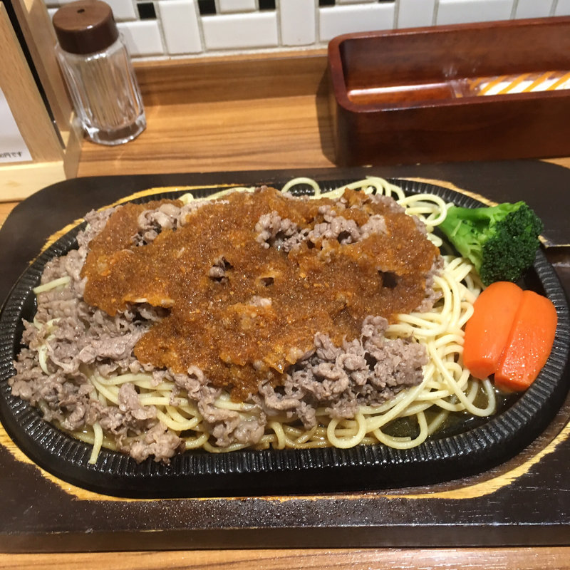 ビーフバター焼きL パスタ・肉増量(グルメ風月)