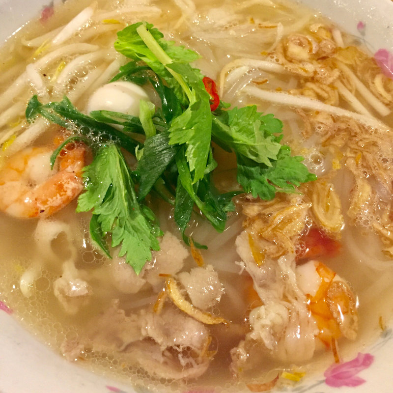 エビとパクチーのフォー(ベトナム料理 コムゴン 京都店)