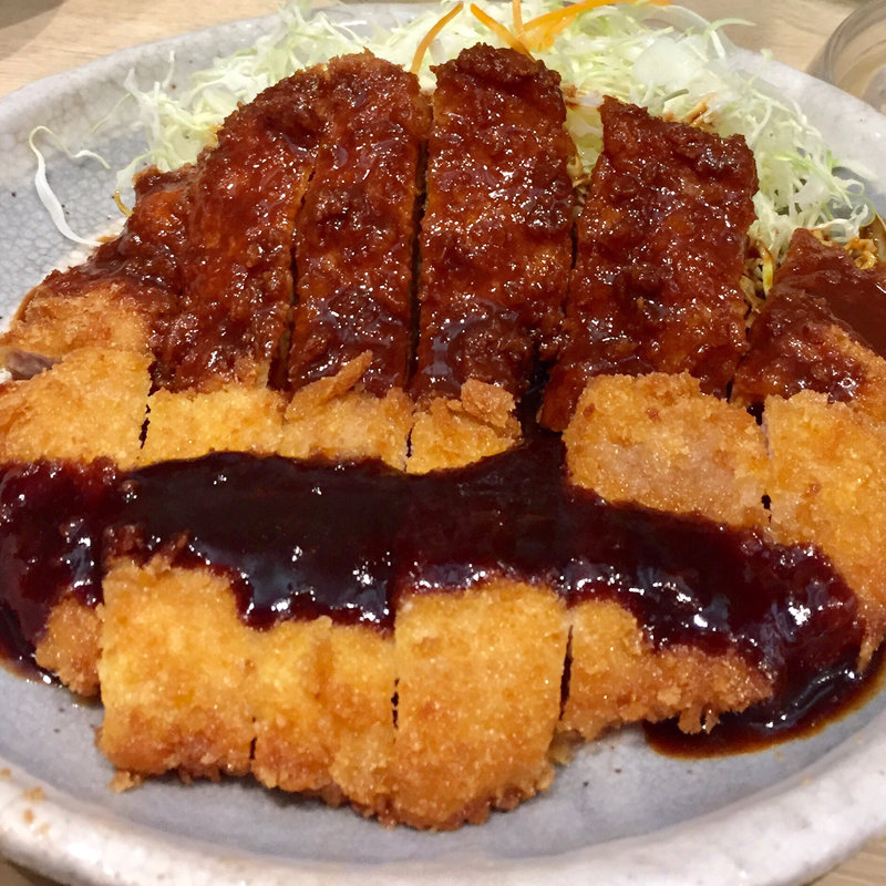 わらじトンカツハーフ(ソース・味噌)(矢場とん 矢場町本店 （やばとん）)