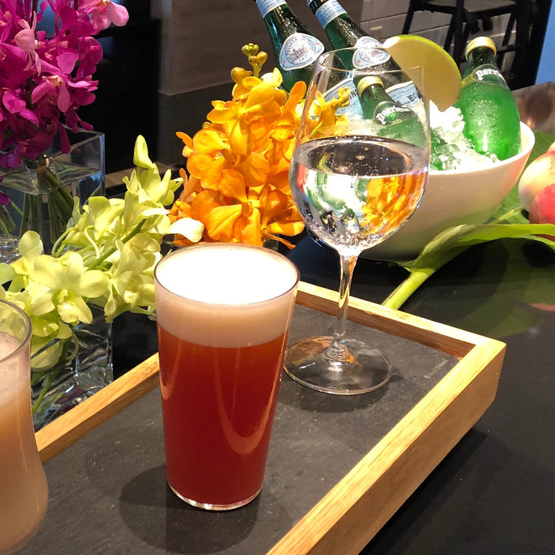 ピンクアイ(カフェ クベール （CAFE COUVERT）)