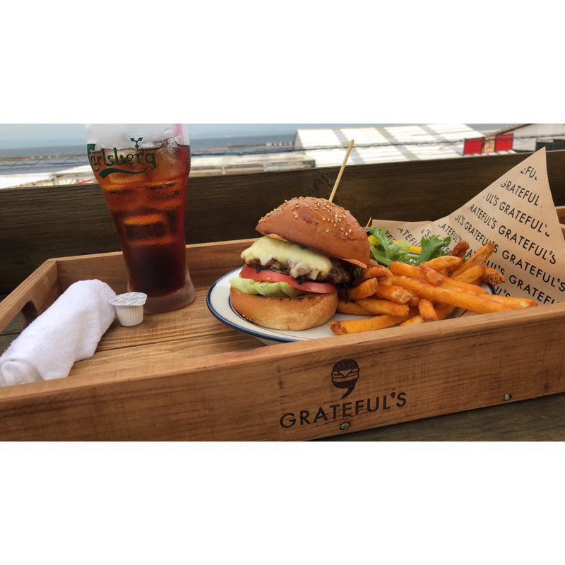 クワトロチーズバーガー(グレイトフルズ 神戸)