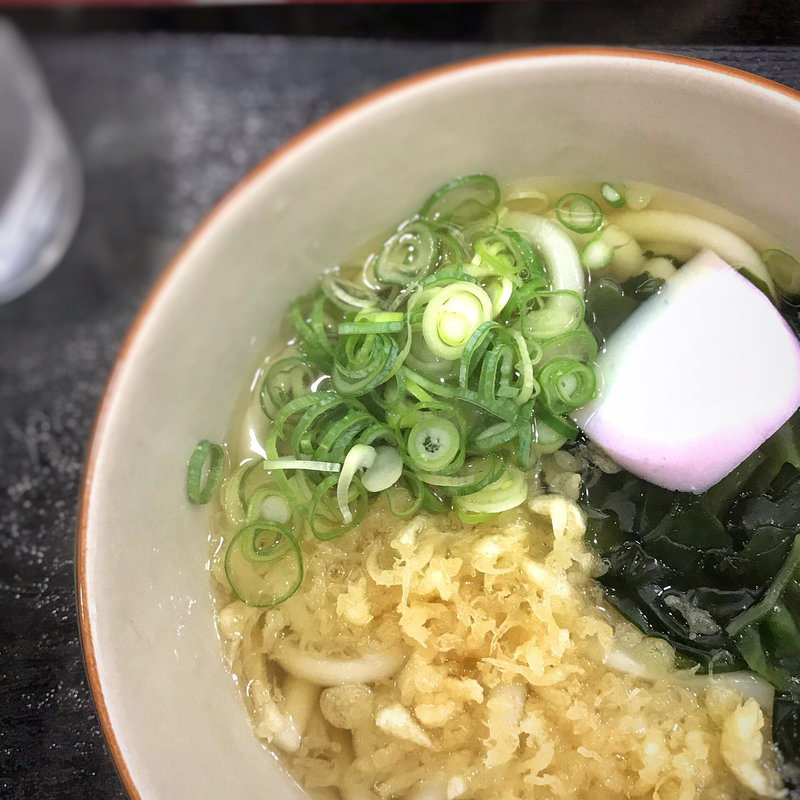 たぬきうどん(博多 もつ鍋五郎)