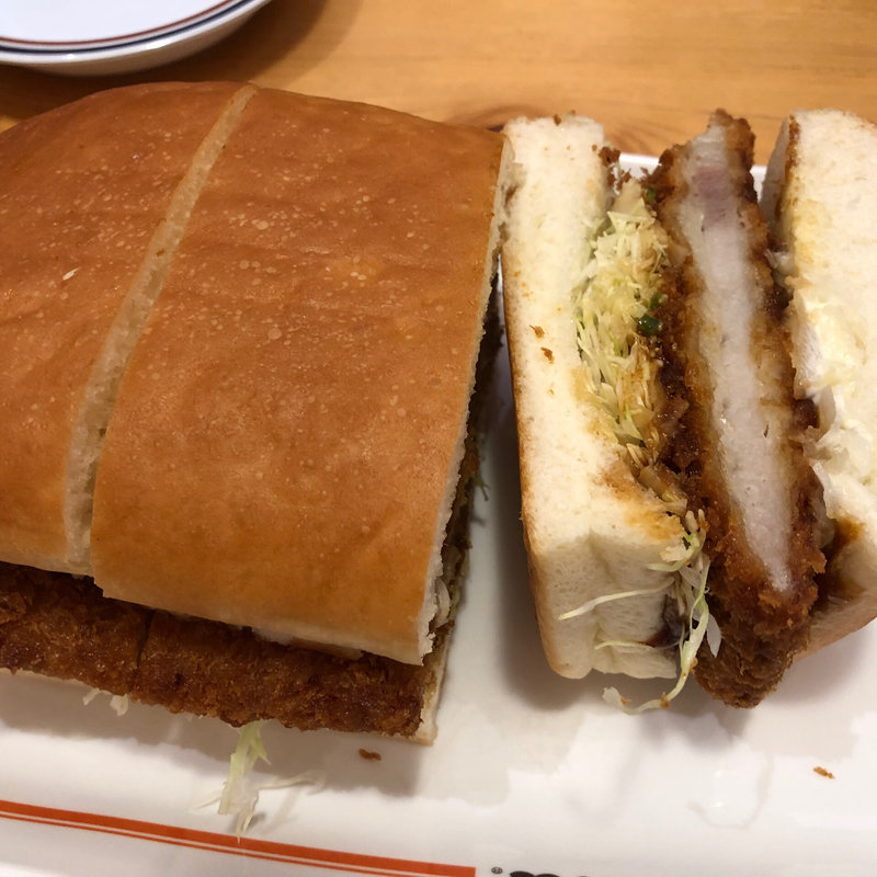 カツカレーパン(コメダ珈琲店 仙台桂店 )