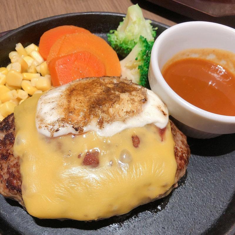 二種チーズ ハンバーグ(ハンバーグテルメ 阪急西宮ガーデンズ店)